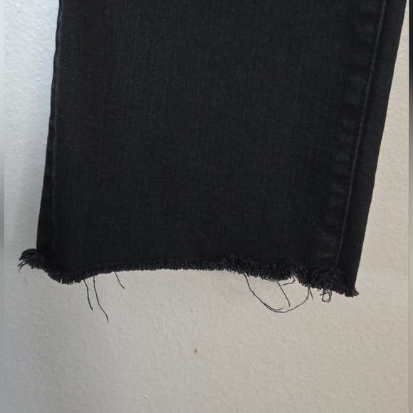 Mother Black Insider Crop Step Fray Jeans Size 26 - Picture 5 of 8